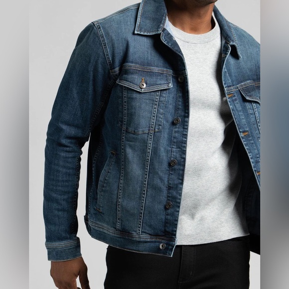 A.P.C. Men’s jean jacket - large - new! - Picture 6 of 13